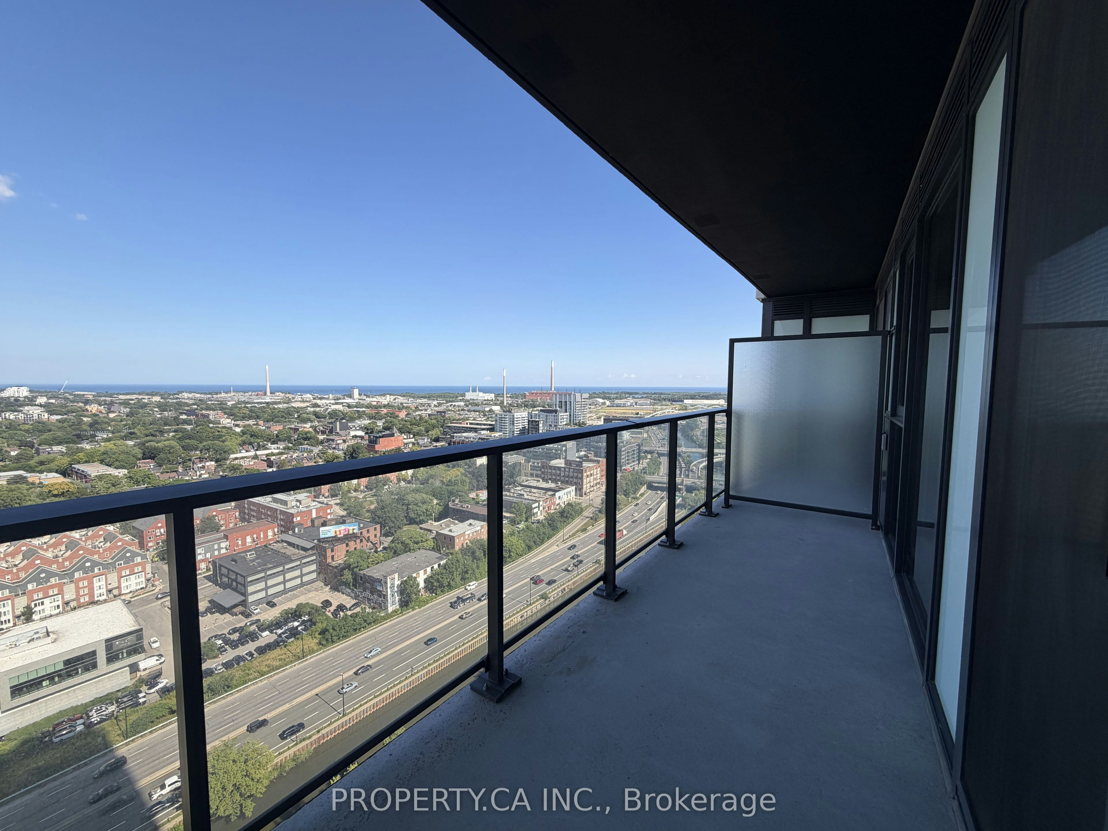 2513-5 Defries Street, Toronto, ON, M5A 0W7 - 11