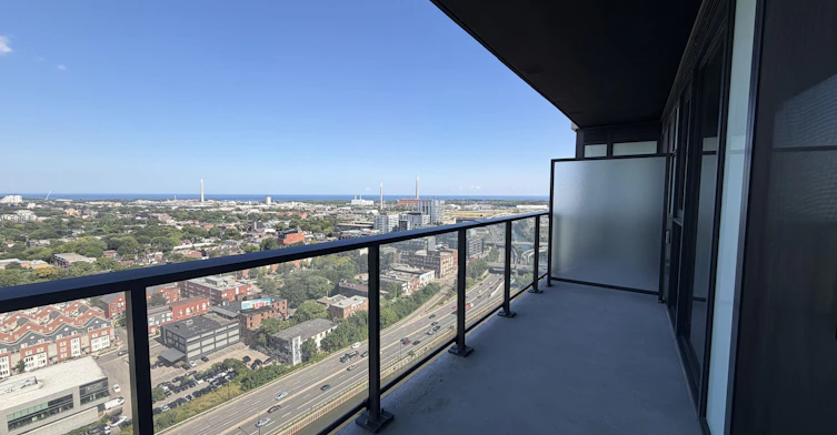 2513-5 Defries Street, Toronto, ON, M5A 0W7 - 11