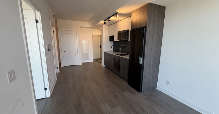 2513-5 Defries Street, Toronto, ON, M5A 0W7 - 3