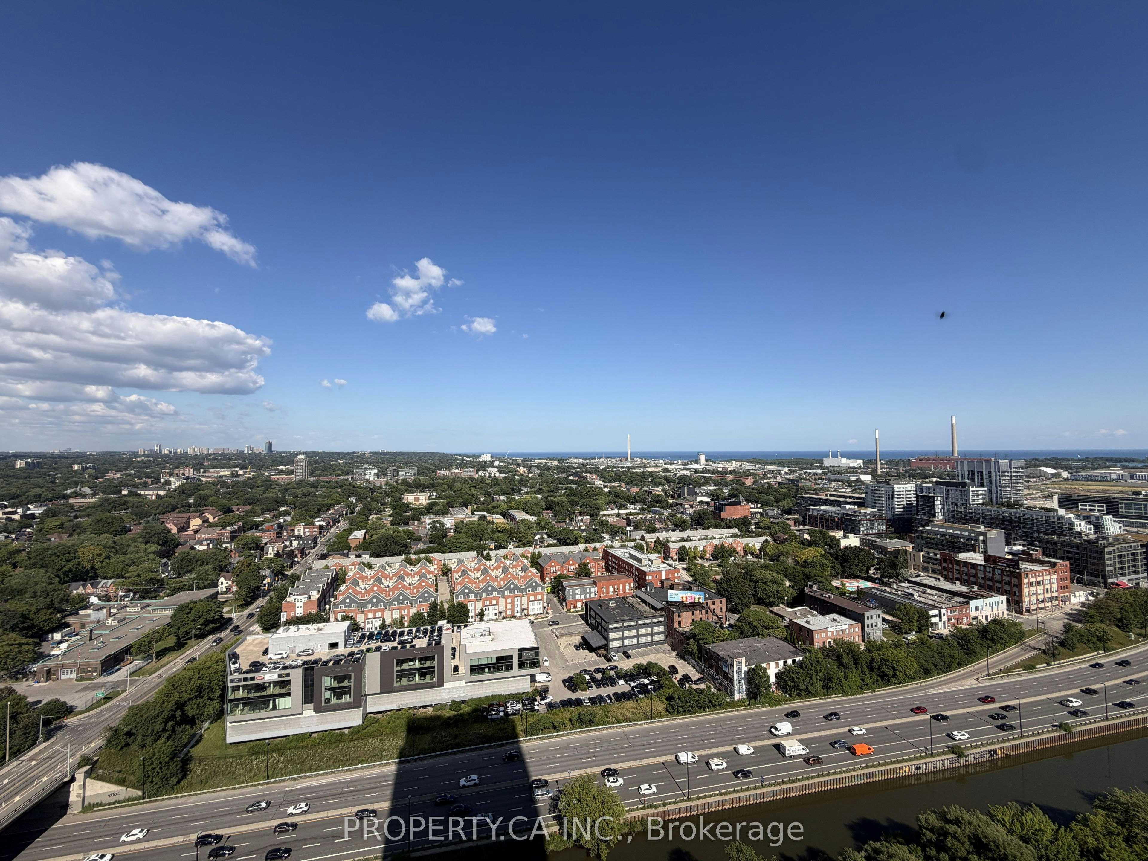 2513-5 Defries Street, Toronto, ON, M5A 0W7 - 10