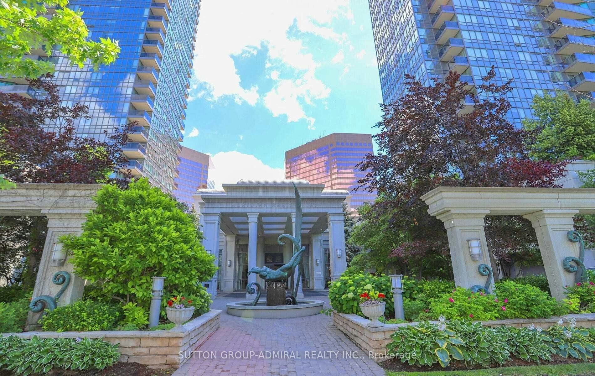 2422-25 Greenview Avenue, Toronto, ON, M2M 0A5 - 2