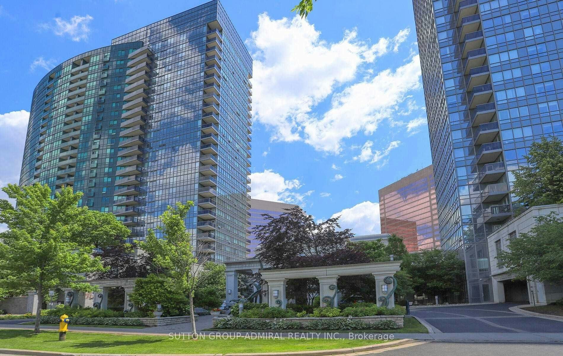 2422-25 Greenview Avenue, Toronto, ON, M2M 0A5