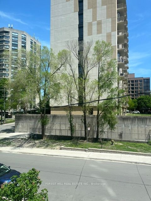 218-320 Tweedsmuir Avenue, Toronto, ON, M5P 2Y3 - 21