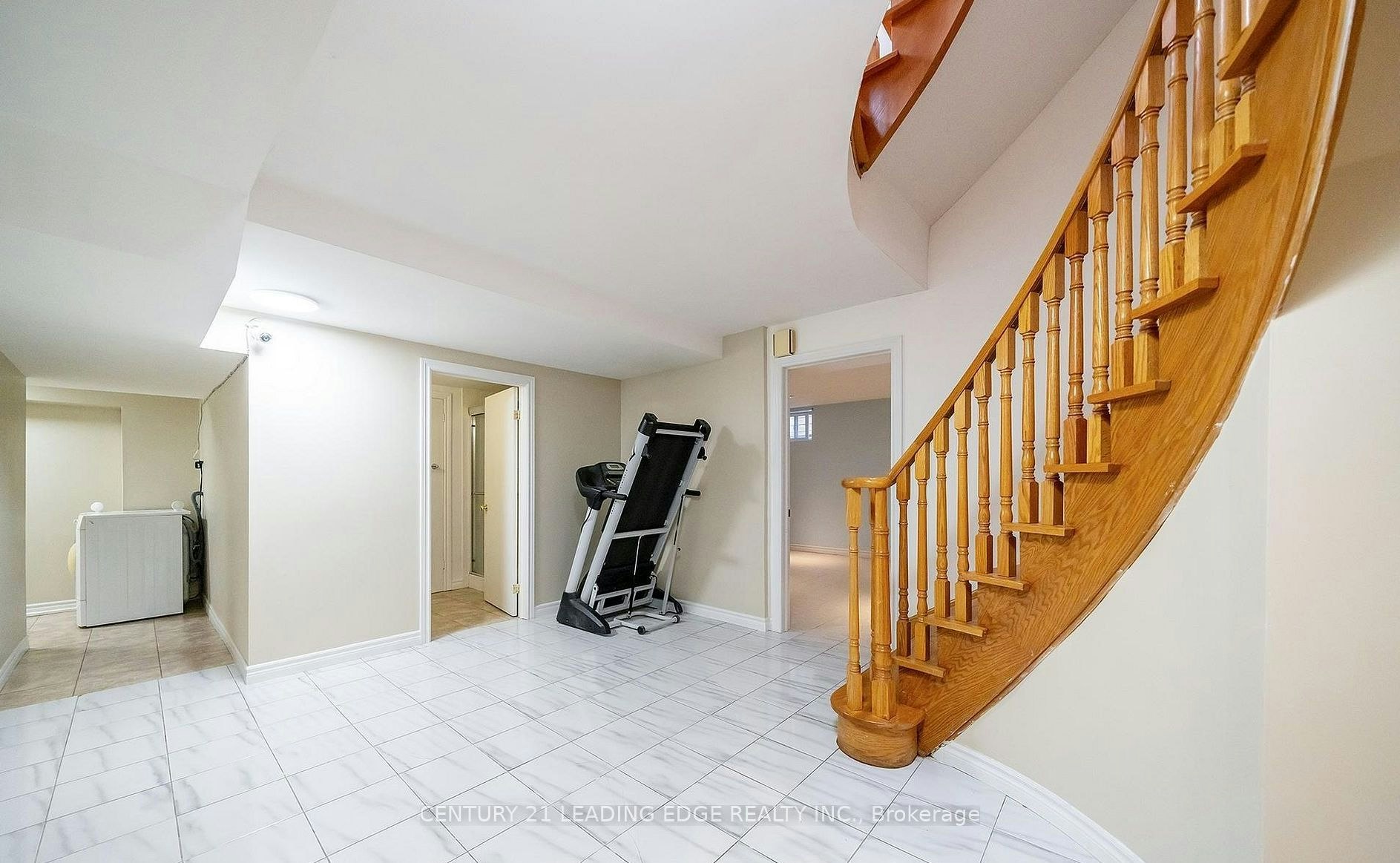 310 Holmes Avenue, Toronto, ON, M2N 4N3 - 32