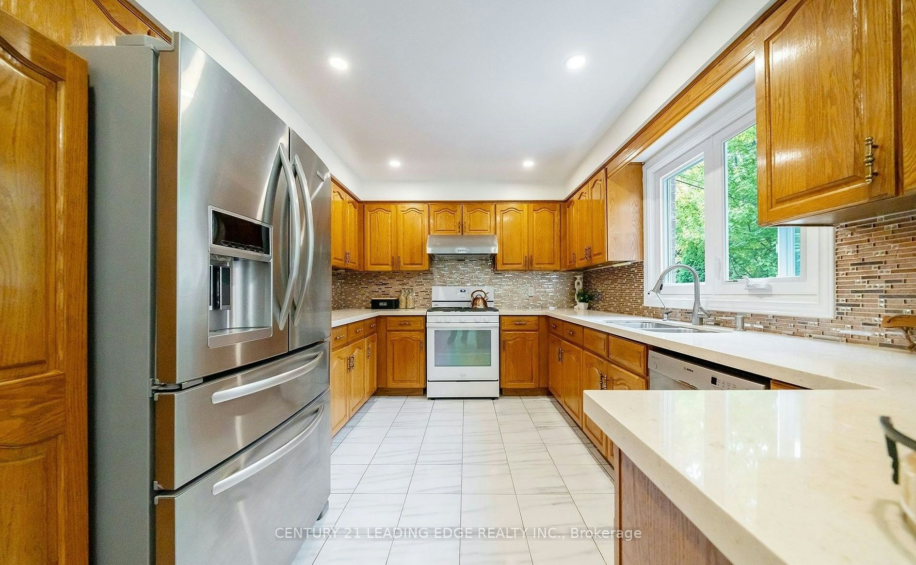 310 Holmes Avenue, Toronto, ON, M2N 4N3 - 14