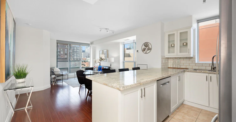 802-311 Richmond Street E, Toronto, ON, M5A 4S8 - 4