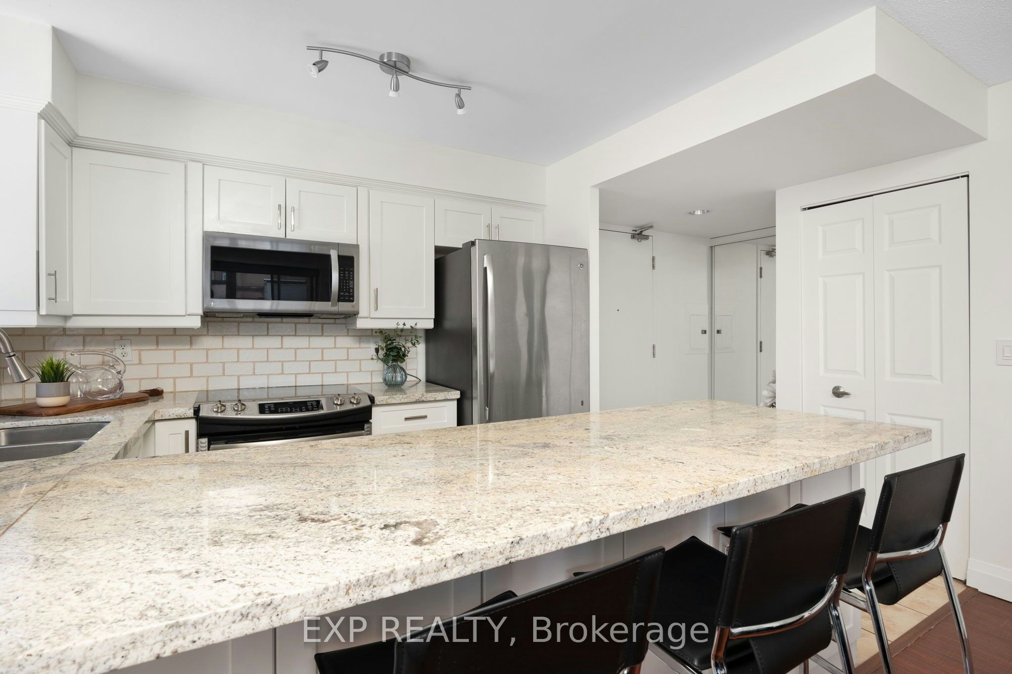 802-311 Richmond Street E, Toronto, ON, M5A 4S8 - 6
