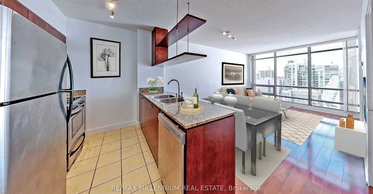 3309-5 Mariner Street, Toronto, ON, M5V 3V6 - 3