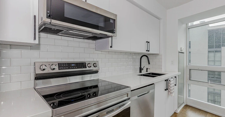 1611-215 Fort York Boulevard, Toronto, ON, M5V 4A2 - 19