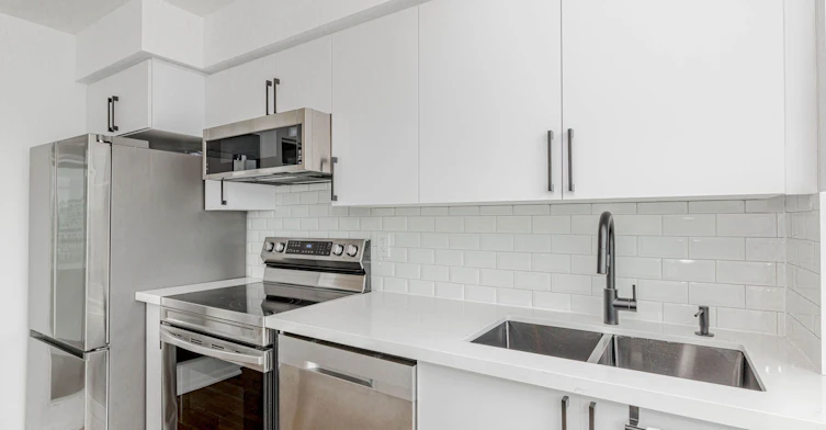 1611-215 Fort York Boulevard, Toronto, ON, M5V 4A2 - 16