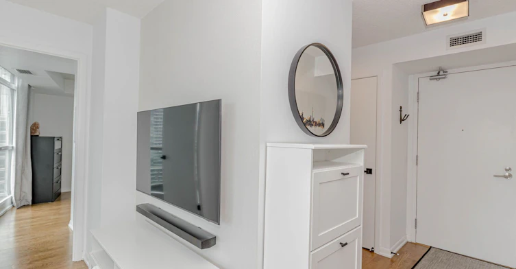 1611-215 Fort York Boulevard, Toronto, ON, M5V 4A2 - 10