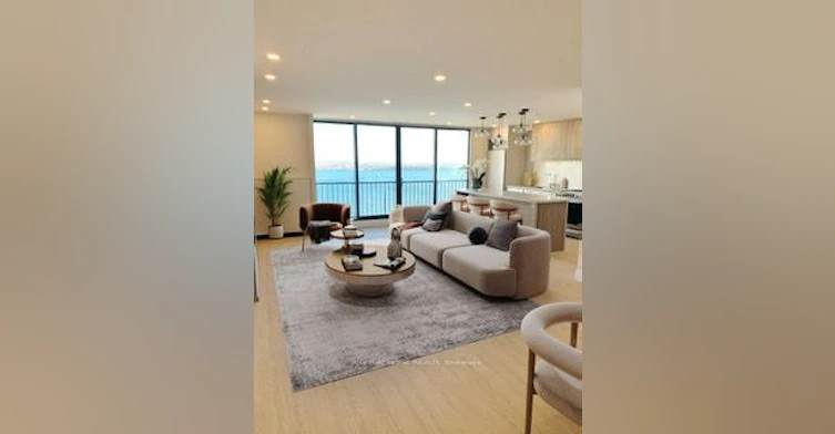 1616-33 Harbour Square, Toronto, ON, M5J 2G2 - 2