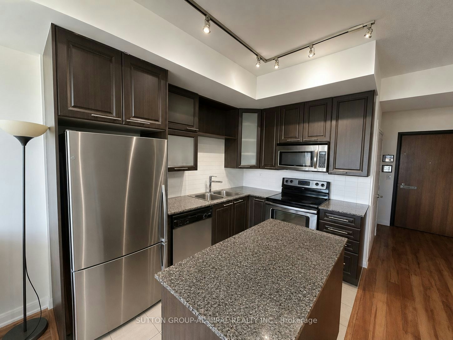 1205-500 Sherbourne Street, Toronto, ON, M4X 1L1 - 2