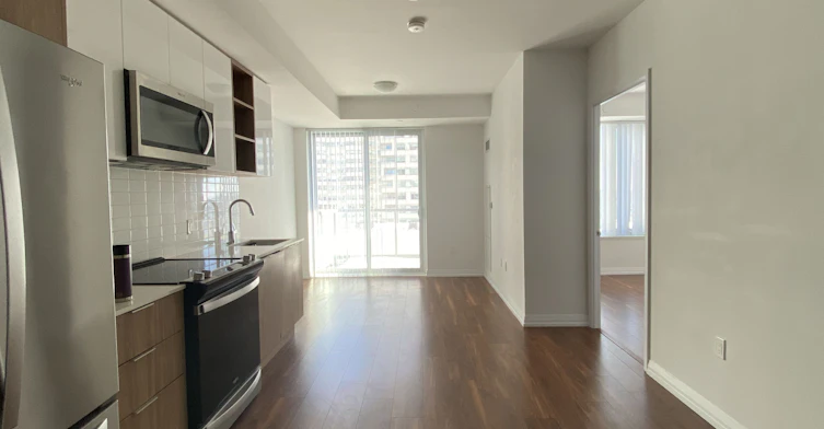 1704-25 Holly Street, Toronto, ON, M4S 0E3