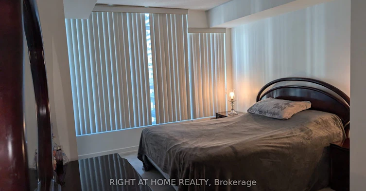 916-15 Singer Court, Toronto, ON, M2K 0B2 - 2
