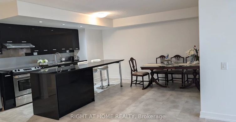 916-15 Singer Court, Toronto, ON, M2K 0B2 - 11
