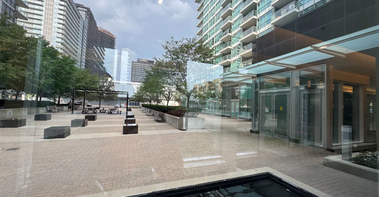 916-15 Singer Court, Toronto, ON, M2K 0B2
