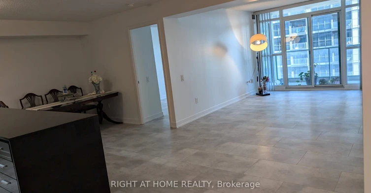 916-15 Singer Court, Toronto, ON, M2K 0B2 - 5