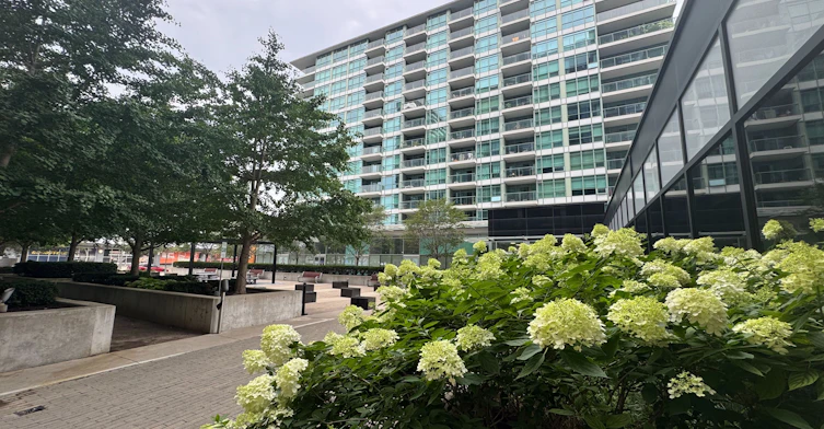 916-15 Singer Court, Toronto, ON, M2K 0B2 - 27