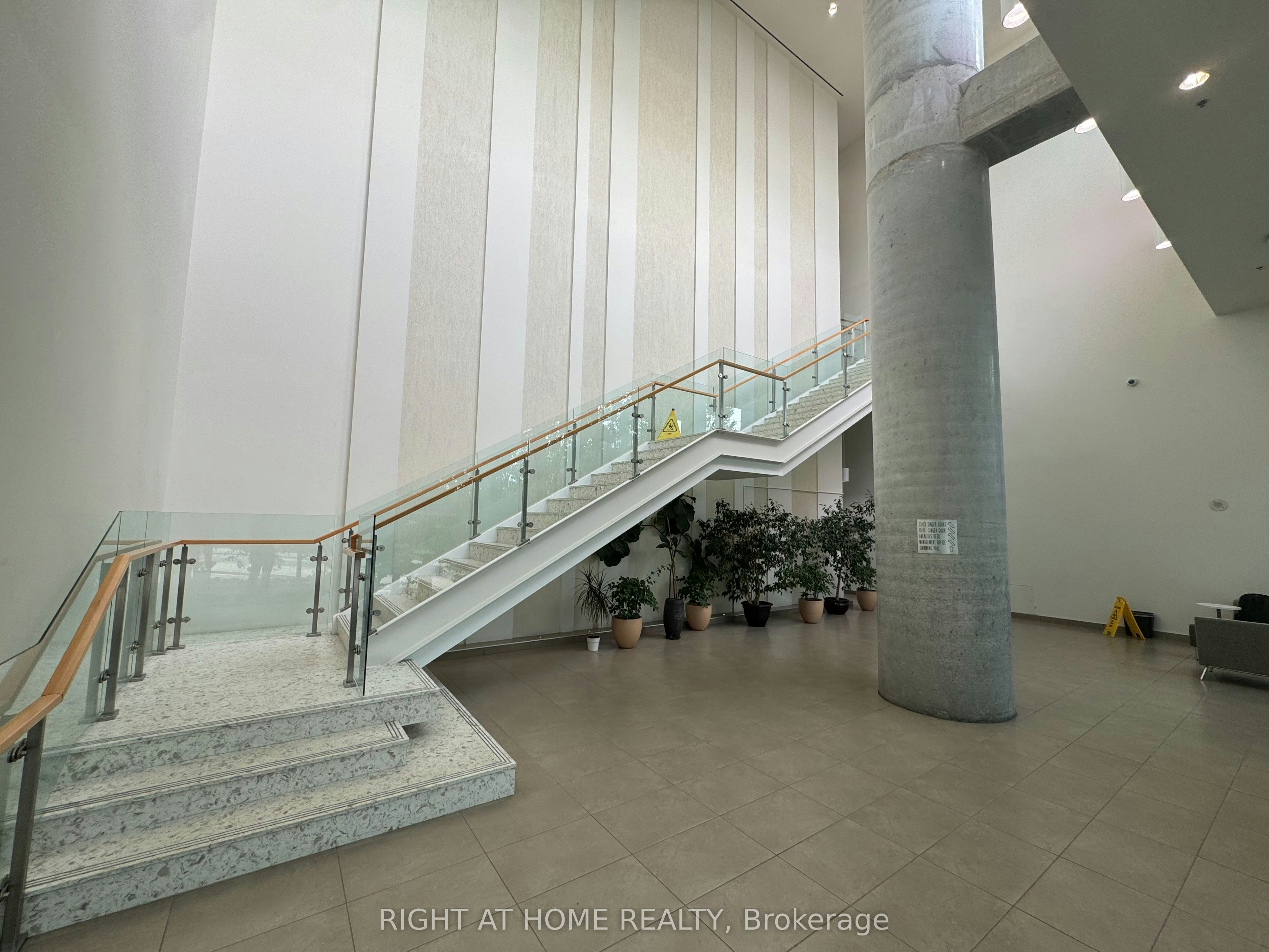 916-15 Singer Court, Toronto, ON, M2K 0B2 - 25