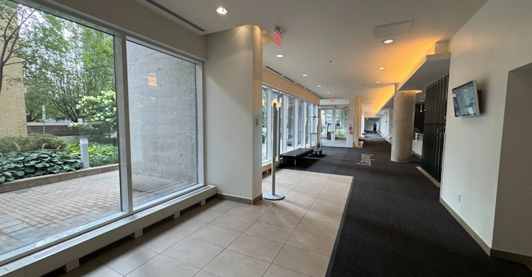 916-15 Singer Court, Toronto, ON, M2K 0B2 - 21