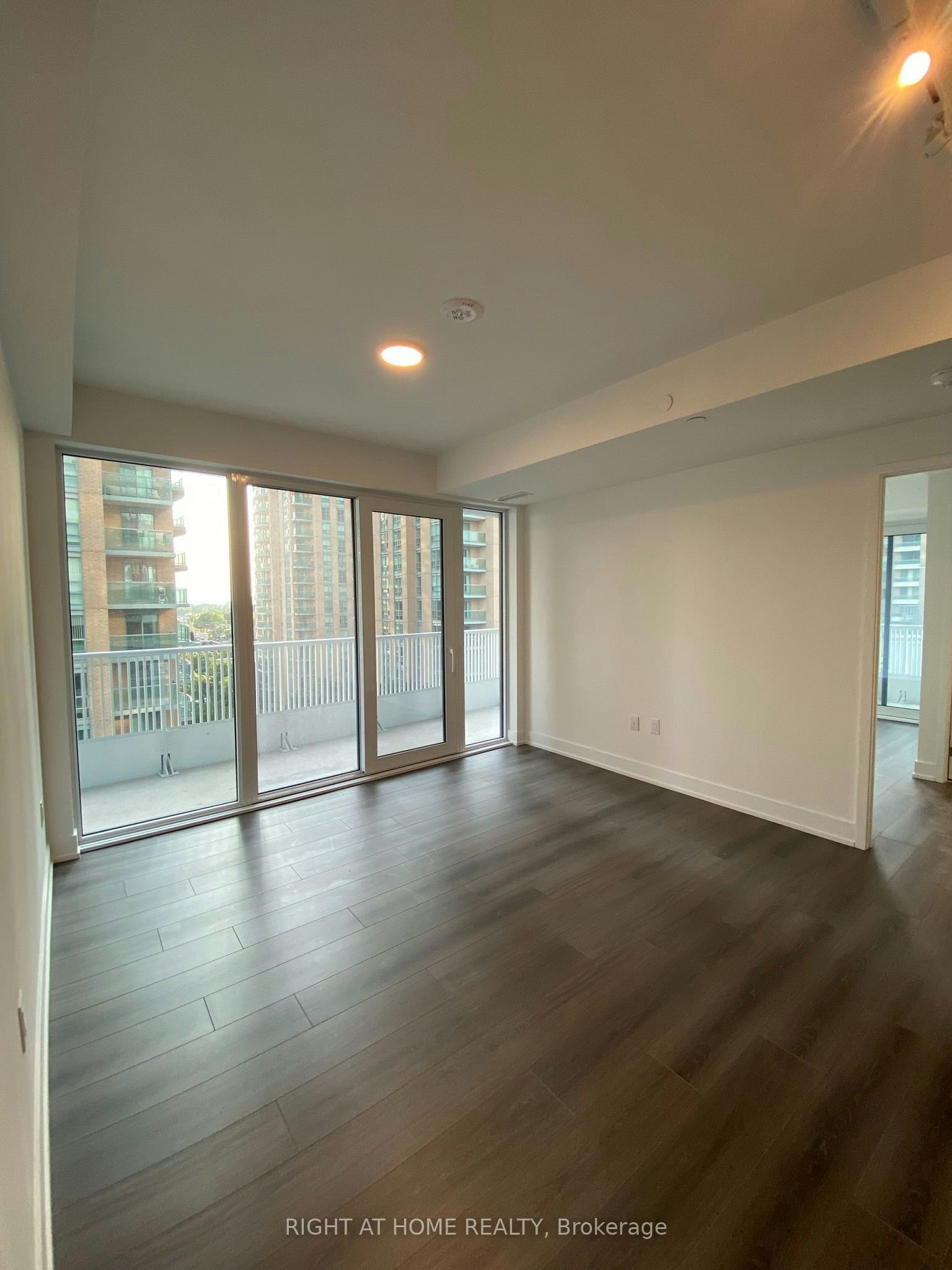 802-36 Olive Avenue NW, Toronto, ON, M2N 0M4 - 21