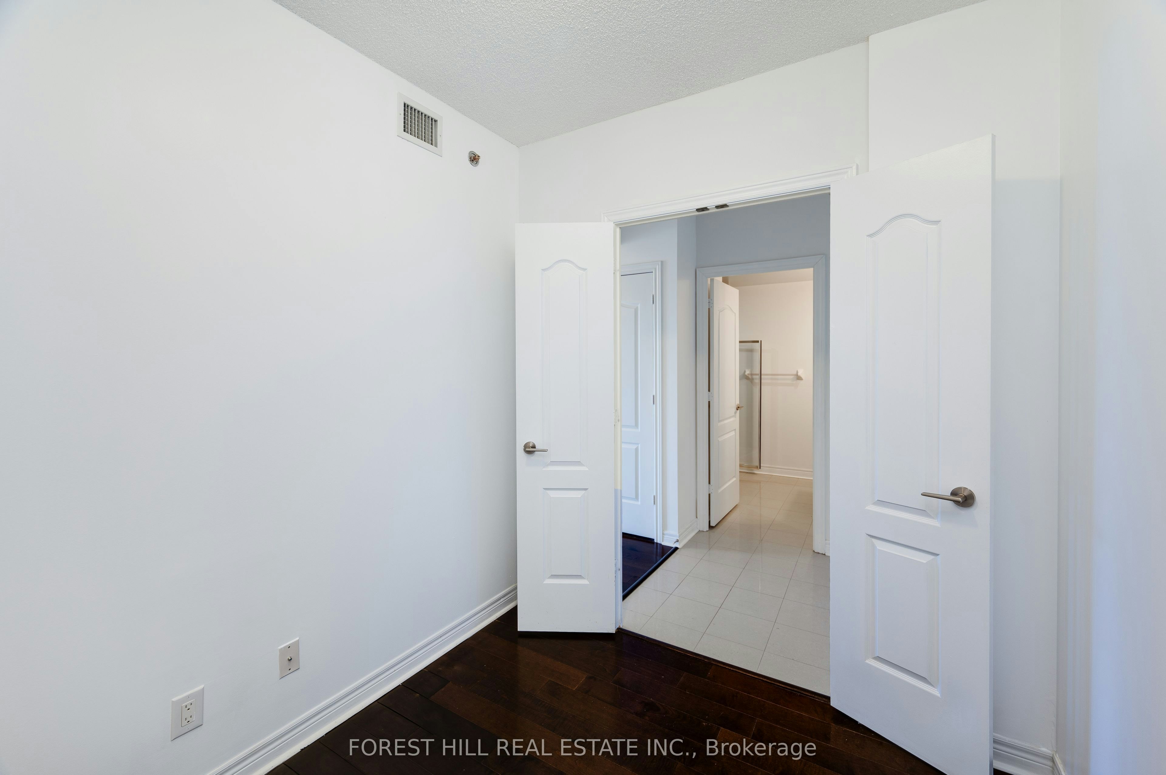 510-2756 Old Leslie Street, Toronto, ON, M2K 0A9 - 6