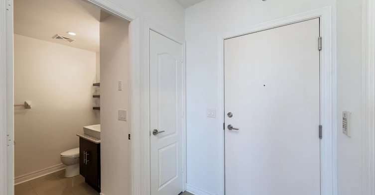 510-2756 Old Leslie Street, Toronto, ON, M2K 0A9 - 8