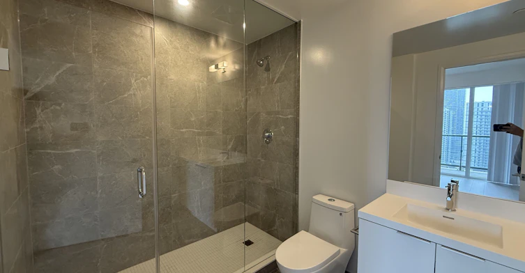1917-400 King Street W, Toronto, ON, M5V 1K2 - 6