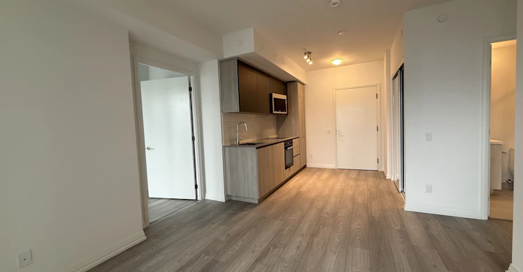 1917-400 King Street W, Toronto, ON, M5V 1K2 - 4