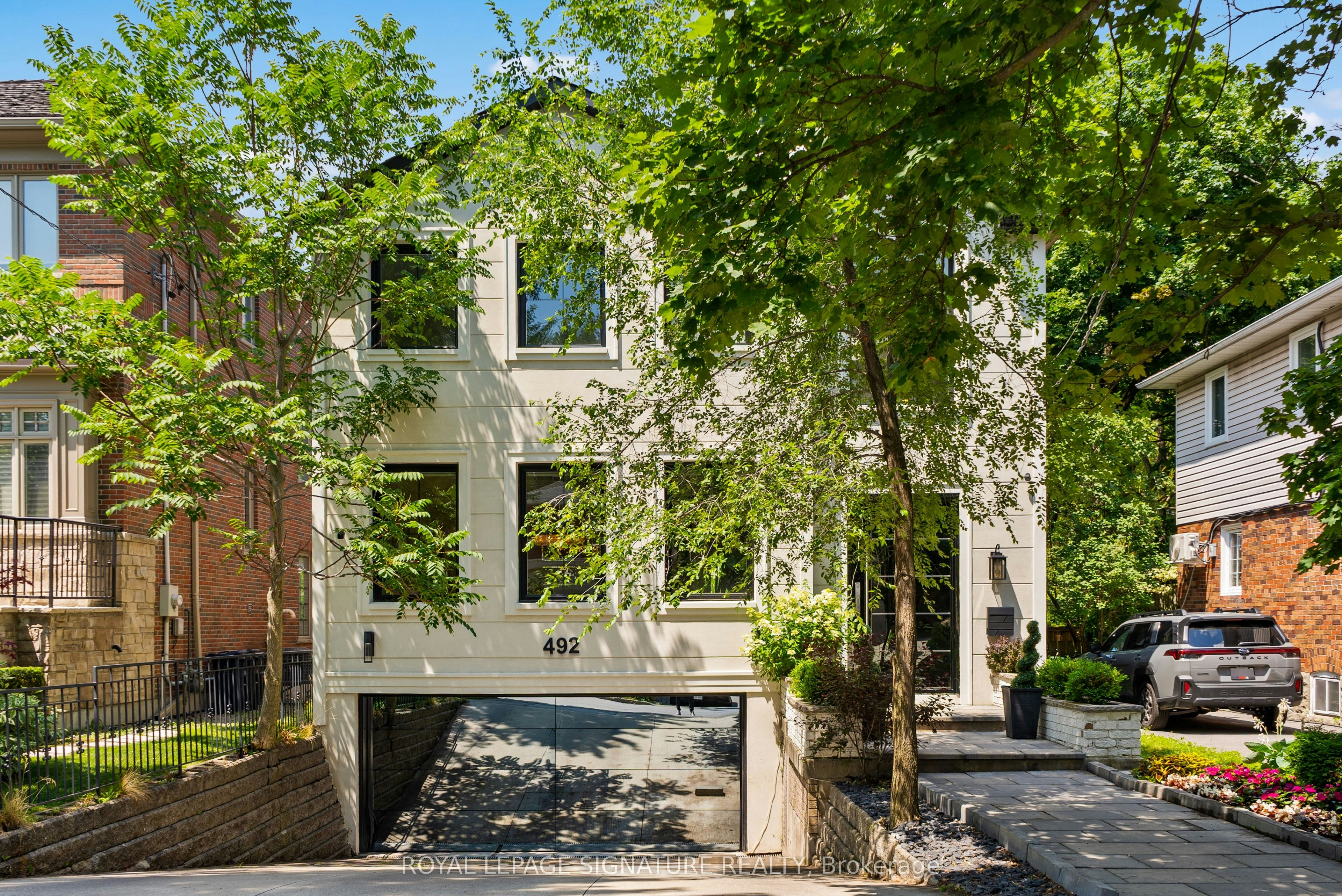 492 Old Orchard Grove, Toronto, ON, M5M 2G5