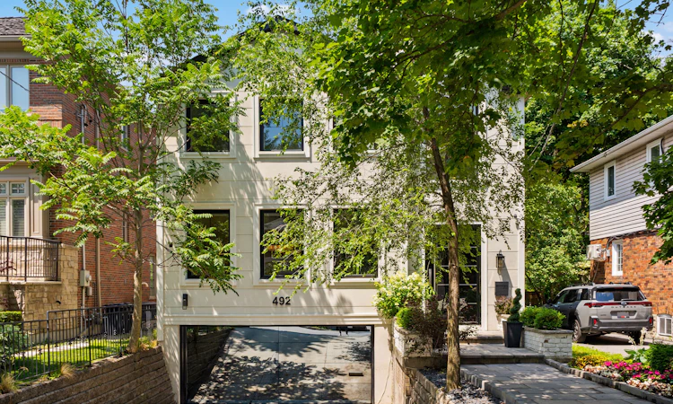 492 Old Orchard Grove