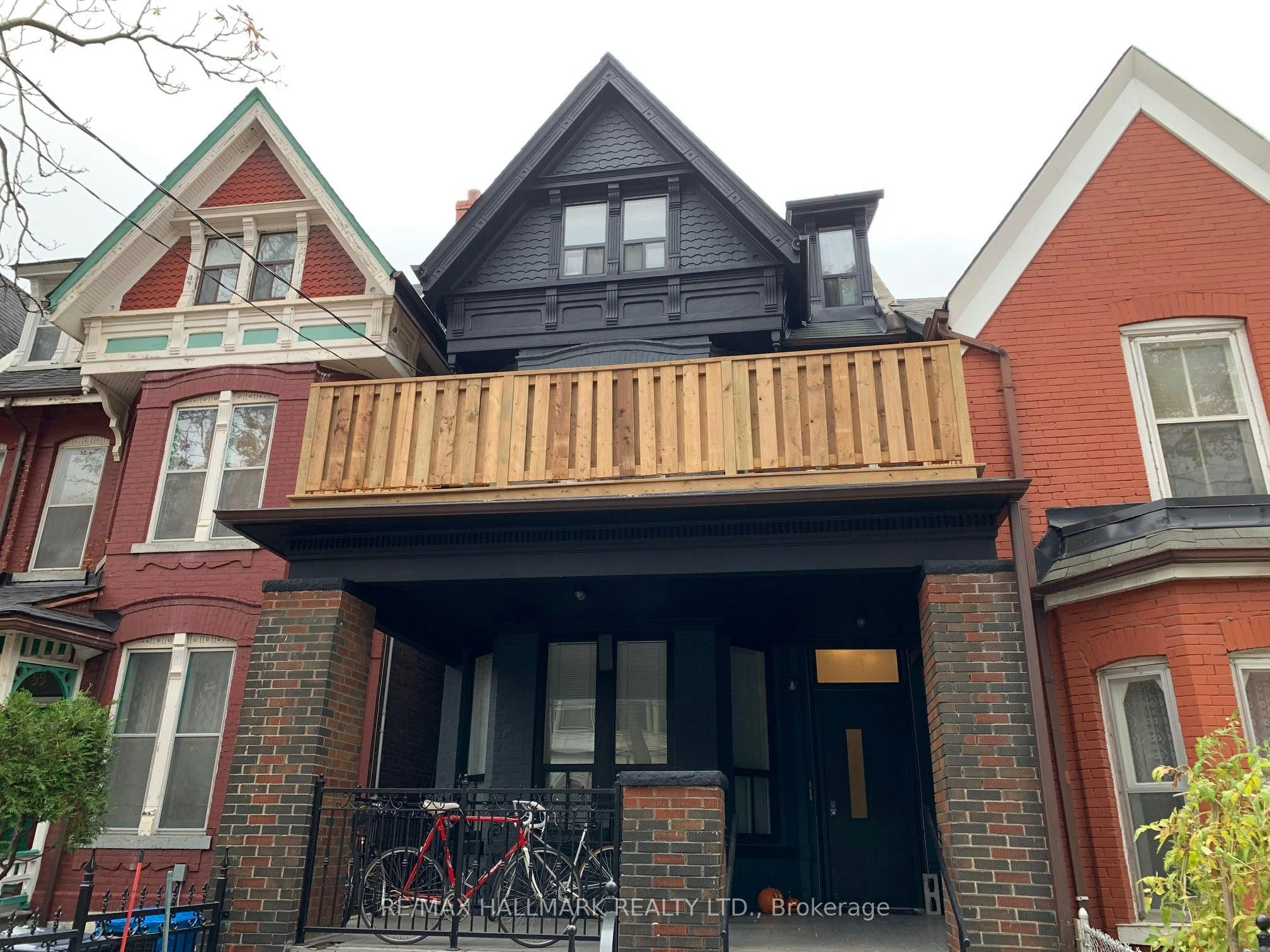 #3-61 Cecil Street, Toronto, ON, M5T 1N5