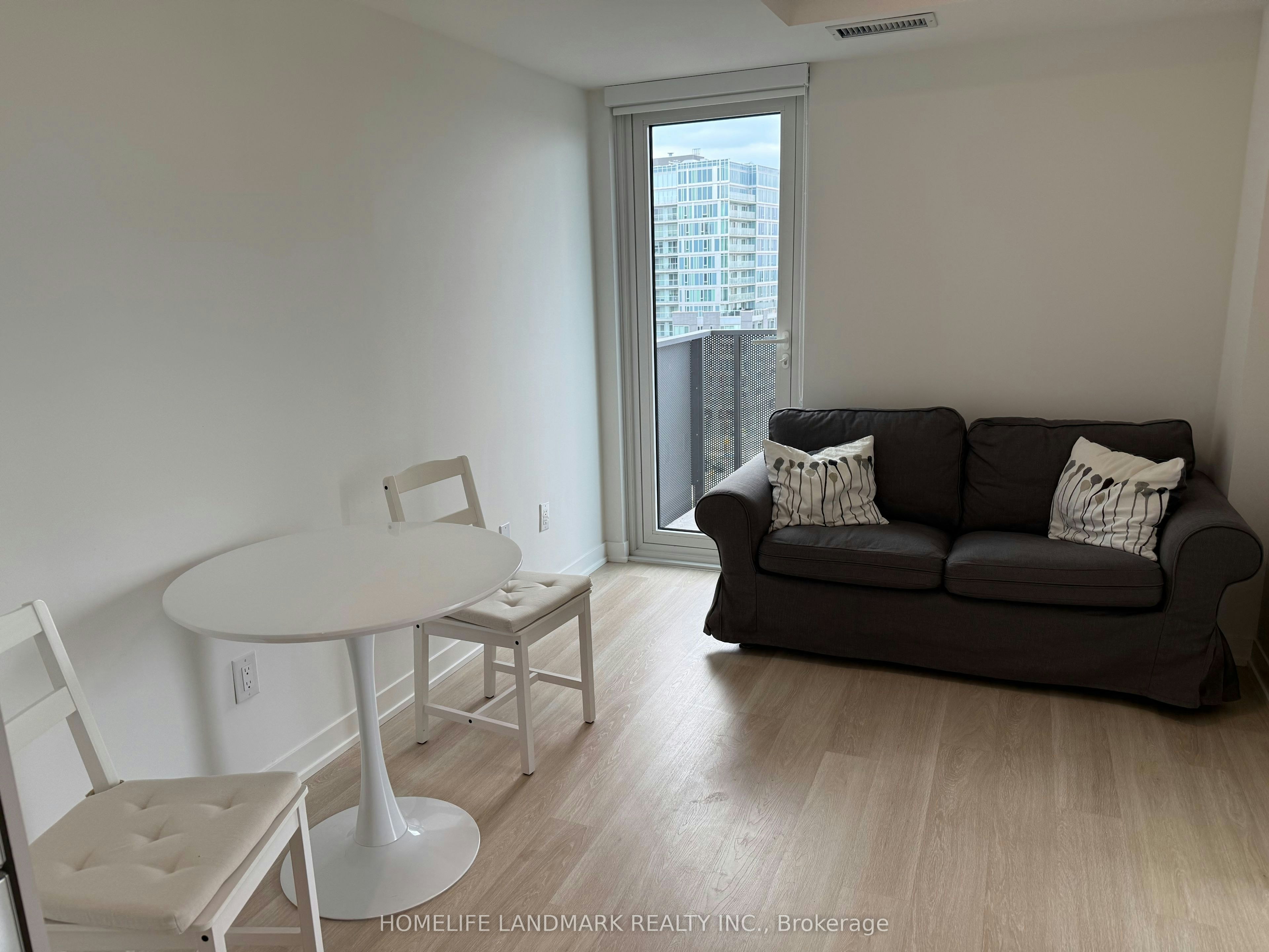 1023-500 Wilson Avenue, Toronto, ON, M3H 0E5 - 12
