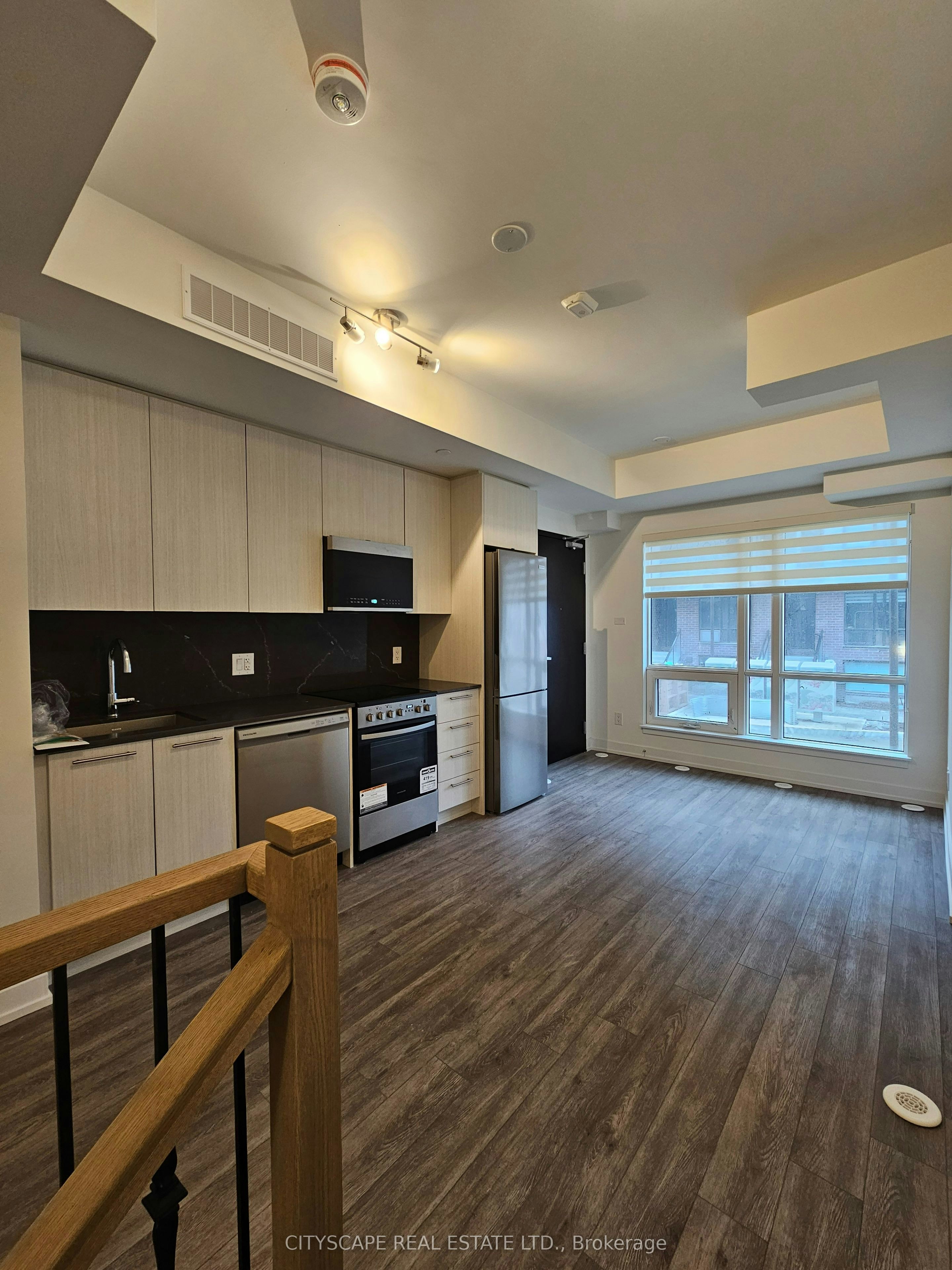 9-861 Sheppard Avenue W, Toronto, ON, M3H 0E8 - 12