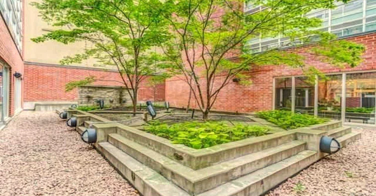 1210-11 St Joseph Street, Toronto, ON, M4Y 1J8 - 10