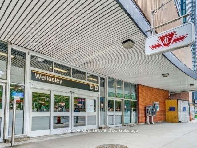 1210-11 St Joseph Street, Toronto, ON, M4Y 1J8 - 15
