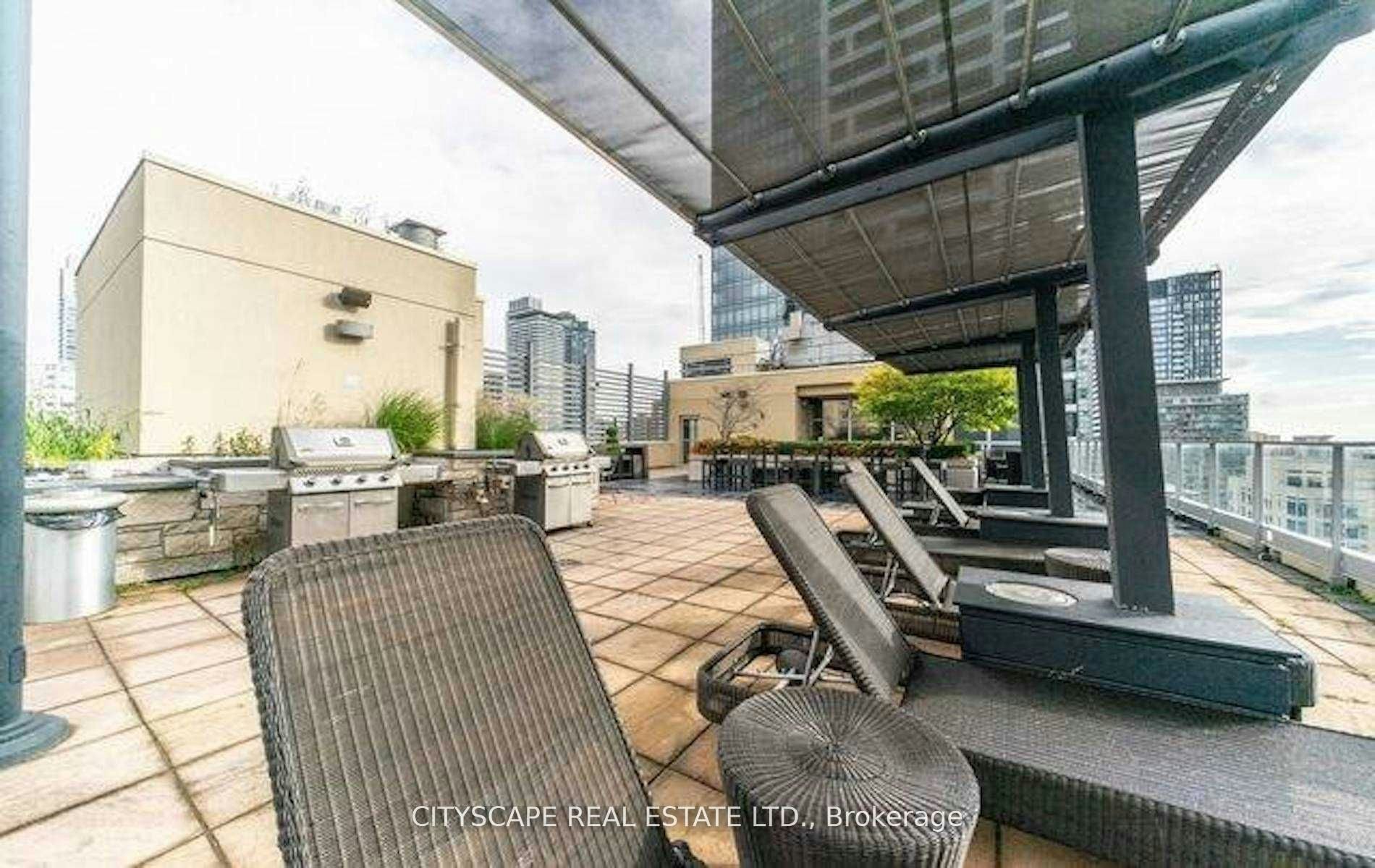 1210-11 St Joseph Street, Toronto, ON, M4Y 1J8 - 12