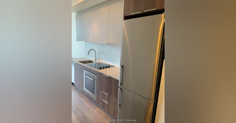 303-2 Sonic Way, Toronto, ON, M3C 0P2 - 3