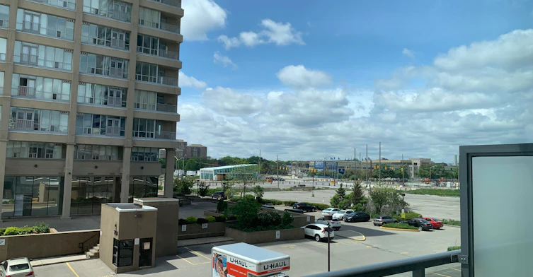303-2 Sonic Way, Toronto, ON, M3C 0P2 - 7