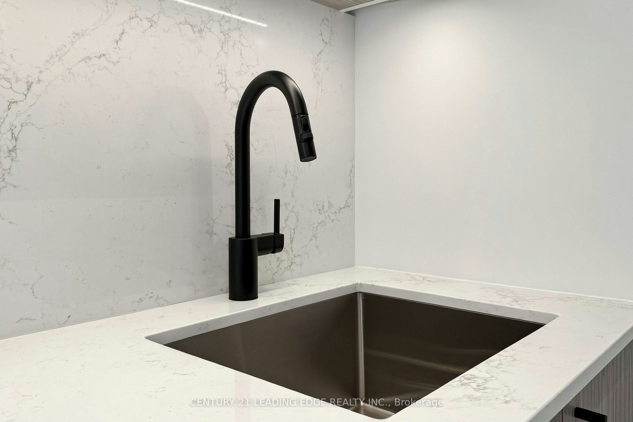 925-89 Montclair Avenue, Toronto, ON, M5P 0A9 - 12
