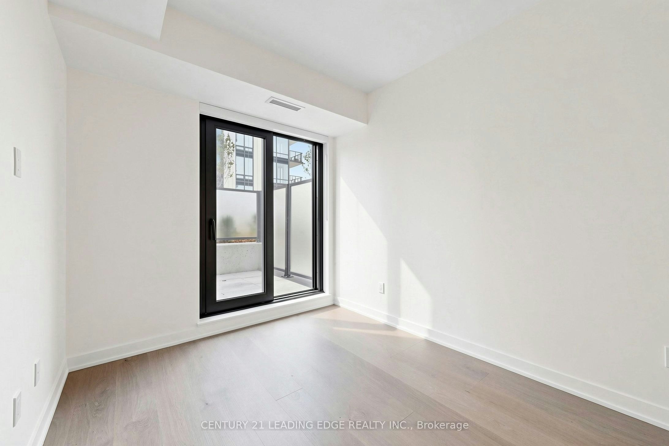 925-89 Montclair Avenue, Toronto, ON, M5P 0A9 - 7