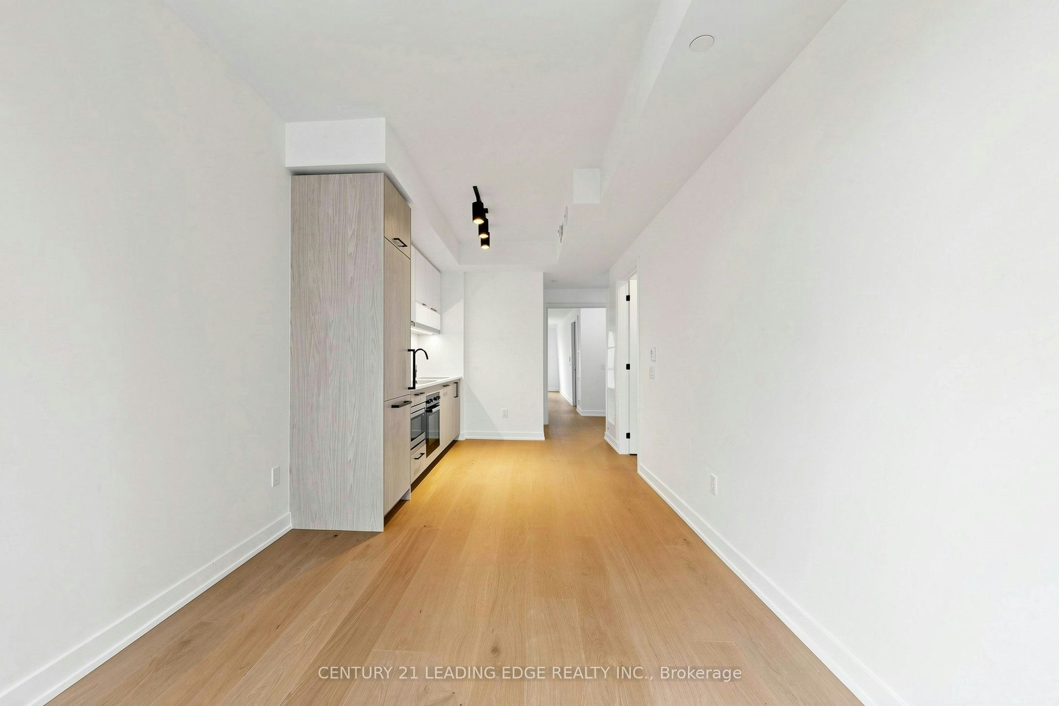 925-89 Montclair Avenue, Toronto, ON, M5P 0A9 - 9
