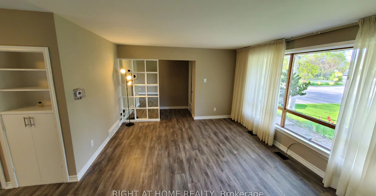 1-169 Yorkview Drive, Toronto, ON, M2R 1K2 - 4