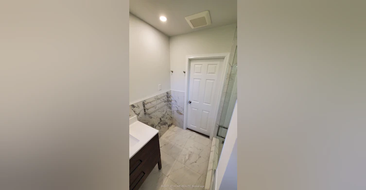 1-169 Yorkview Drive, Toronto, ON, M2R 1K2 - 16