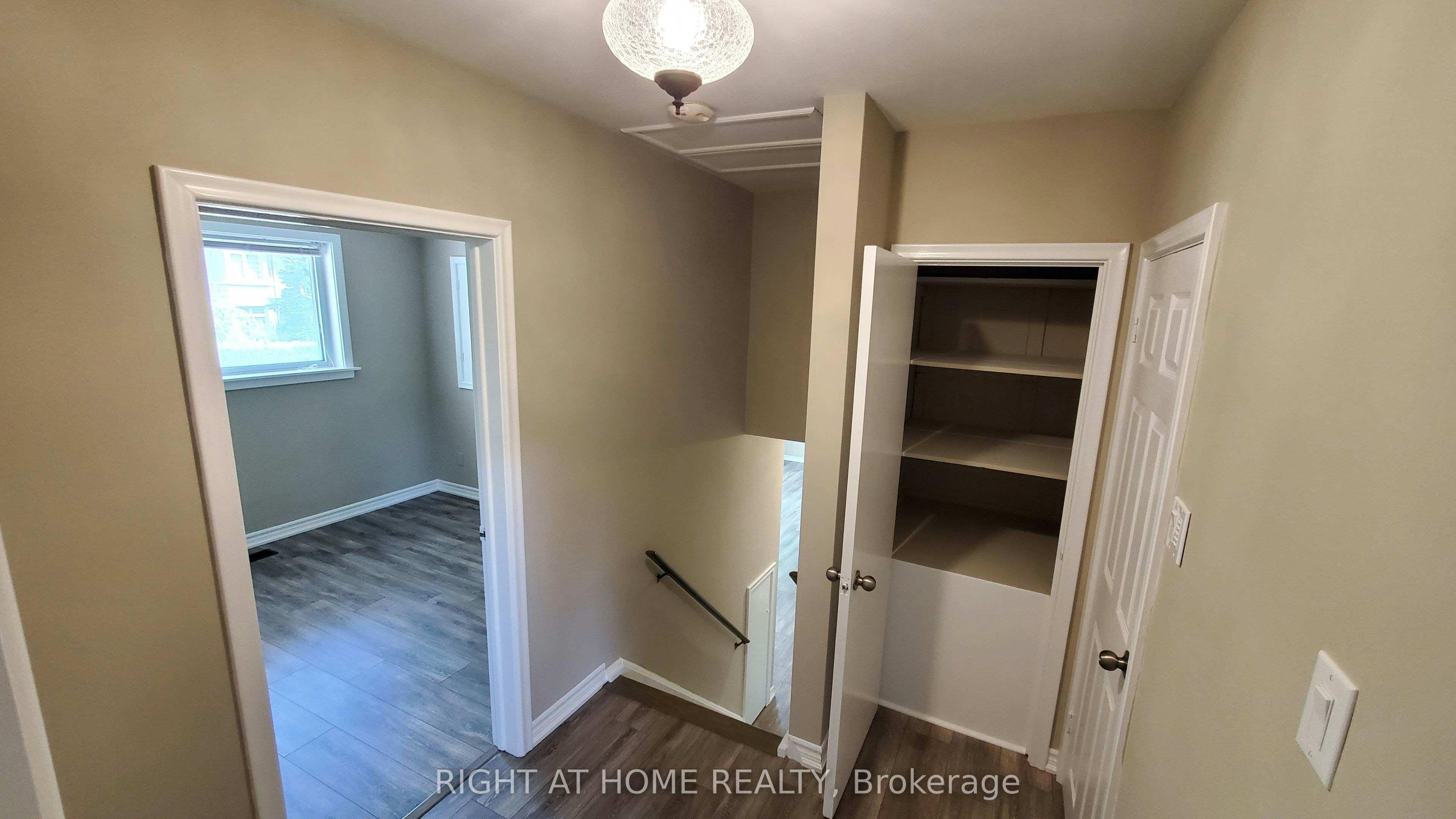 1-169 Yorkview Drive, Toronto, ON, M2R 1K2 - 13