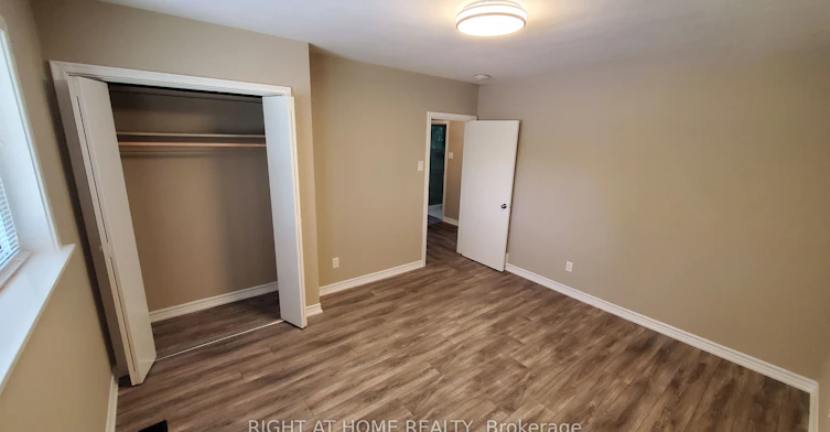 1-169 Yorkview Drive, Toronto, ON, M2R 1K2 - 21