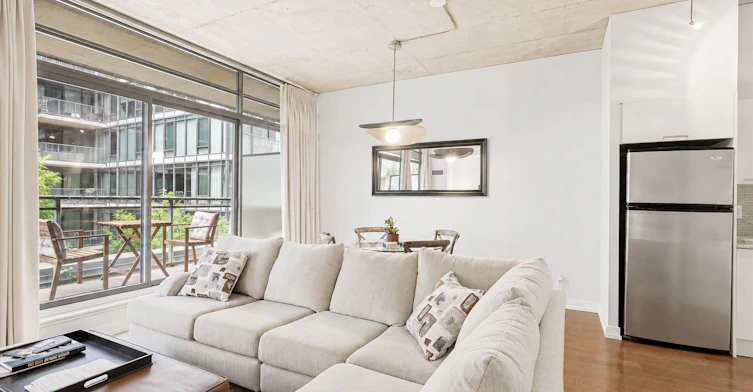 307-10 Morrison Street, Toronto, ON, M5V 2T8 - 9