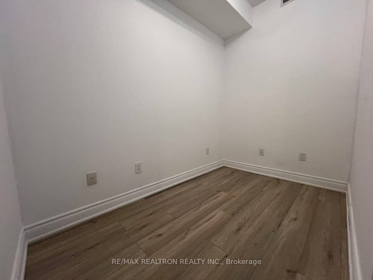4103-386 Yonge Street, Toronto, ON, M5G 2J9 - 9