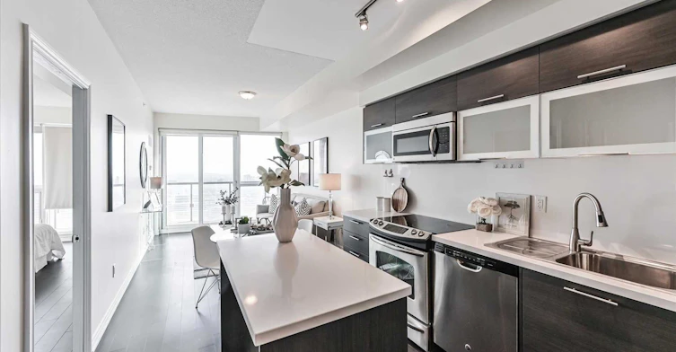 4103-386 Yonge Street, Toronto, ON, M5G 2J9 - 2